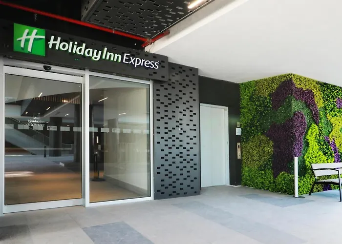 Holiday Inn Express - Monterrey - Fundidora By Ihg